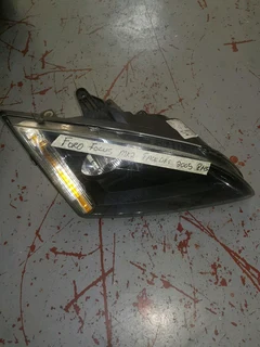 Ford Focus Mk2 Headlight