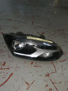 POLO 6 HEADLIGHT