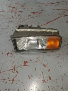 MERCEDES ACTROS 1998 HEADLIGHT