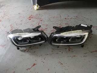 TOYOTA URBAN CRUISER HEADLIGHT
