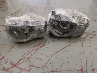 LAND ROVER DEFENDER HEADLIGHT