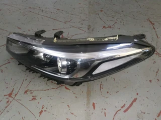 Kia Cerato Headlight