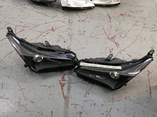 Lexus Nx200 Headlight