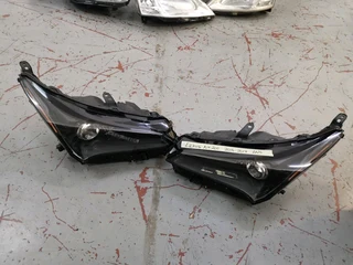 LEXUS NX200 HEADLIGHT