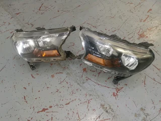 FORD RANGER  T7 HEADLIGHT