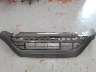 Toyota  Urban Cruiser  Dowm Grill