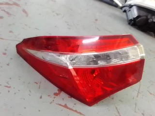 TOYOTA COROLLA PRESTIGE TAILLIGHT