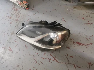 POLO VIVO CROME HEADLIGHT
