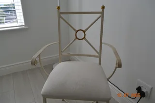 Dining table &amp; matching coffee table