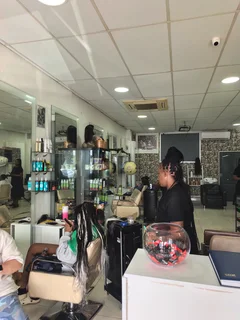 I am looking for a professional ethnic hairdresser in douglasdale.