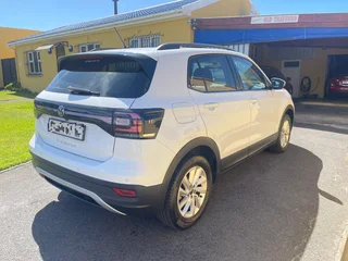 2022 VW T-CROSS 1.0 COMFORTLINE WITH 63000KMS ON CLOCK