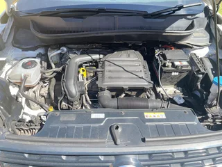 2022 VW T-CROSS 1.0 COMFORTLINE WITH 63000KMS ON CLOCK