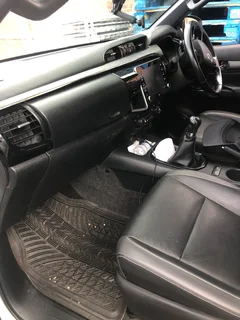 Toyota hilux Legend RS 2.8GD-6 4x4 double cab