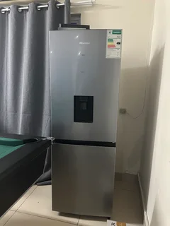 Fridge - Ad posted by Senet Naidu