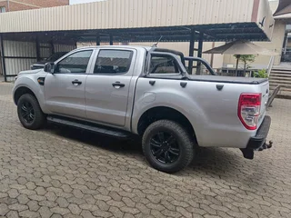 Ford ranger R399000