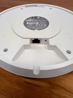 UniFi AP Long Range Wireless Wifi Access Point- A50637