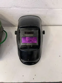 Eezi-Strike Homeweld 140 Welding Machine with Disston Helmet- A51244