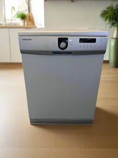 Samsung Silver Built-in Dishwasher with Minor Wear- A55148