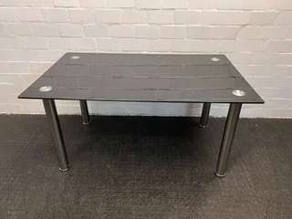 Glass Dining Room Table with Steel Legs (Width: 150cm) (Height: 74cm)- A50356