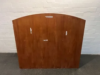 Office Desk with Red Velvet Pin Board with Plastic Pen Holder (Width: 150cm)(Height: 138cm)- A51424