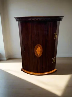 Elegant Vintage Mahogany Corner Cabinet with Minor Wear- A55862