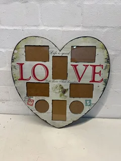 Heart Framed Love Travels Picture (FA003)- A50812