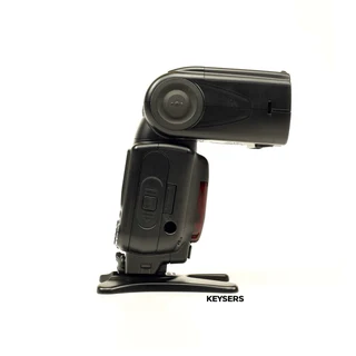 Nikon SB-910 Speedlight