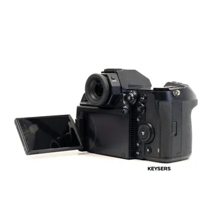 Panasonic Lumix S1H Bundle