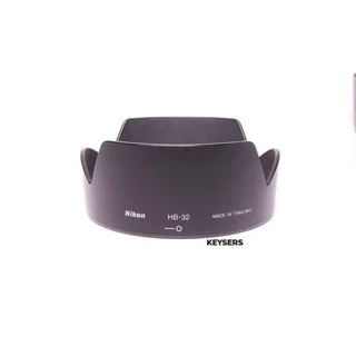 Nikon HB-32 Lens Hood for 18-105mm / 18-140mm / 18-135mm / 18-70mm Lens