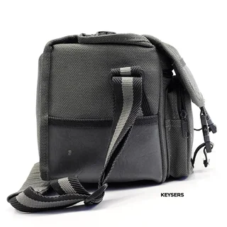 Vintage Camera Shoulder Bag (Medium)