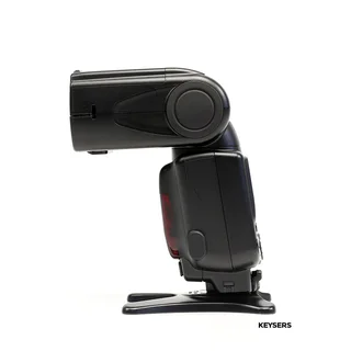 Nikon SB-910 Speedlight