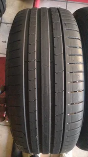 315/35 R20 used tyres and more.call/WhatsApp Enzo 0783455713