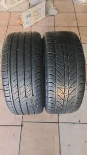 255/55 R18 used tyrez in mint condition. Call/whatsapp Enzo 0783455713