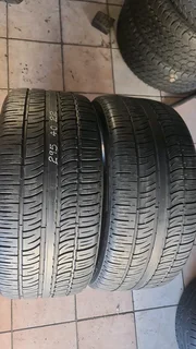 273/35 R19 used tyres in mint condition. Call/whatsapp Enzo 0783455713