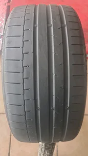 225/40 R18 used tyres and more.call/whatsapp Enzo 0783455713