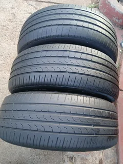 245/35 R20 used tyres in mint condition. Cal l/ whatsapp Enzo 0783455713