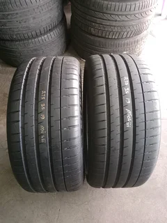 245/35 R20 used tyres in mint condition. Cal l/ whatsapp Enzo 0783455713