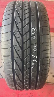 225/55 R19 used tyres and more.call/whatsapp Enzo 0783455713