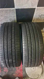 275/35 R19 used tyres and more.call/whatsapp Enzo 0783455713