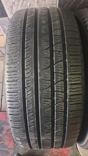 275/35 R19 used tyres and more.call/whatsapp Enzo 0783455713