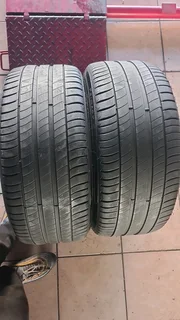 225/40 R19 used tyres and more.call/whatsapp Enzo 0783455713