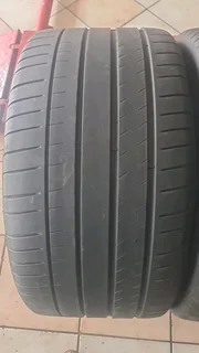 235/35 R19 used tyres and more.call/whatsapp Enzo 0783455713