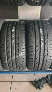 215/55 R17 used tyres and more.call/whatsapp Enzo 0783455713
