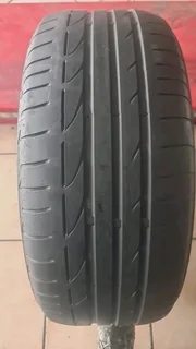 235/35 R19 used tyres and more.call/whatsapp Enzo 0783455713