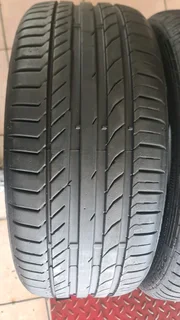 265/30 R20 used tyres in mint condition.call/whatsapp Enzo 0783455713