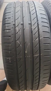 265/30 R20 used tyres in mint condition.call/whatsapp Enzo 0783455713