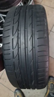 285/30 R20 used tyres in mint condition.call/whatsapp Enzo 0783455713