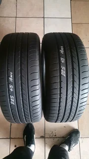 255/40 R19 used tyres and more. Call /WhatsApp Enzo 0783455713