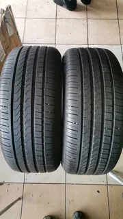 215/55 R18 used tyres in mint condition. Call /WhatsApp Enzo 0783455713