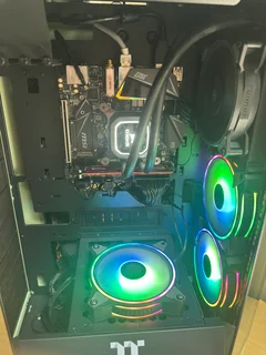 Full PC Setup – Excellent Condition (Under 1 Year Old)